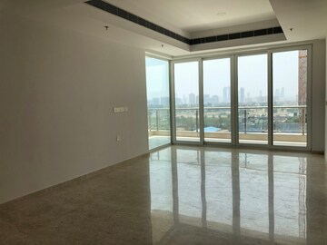 Room in 3 BHK Apartment at Conscient Hines Elevate, Sector 59 – for Rent