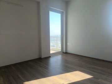 Room in 3 BHK Apartment at Conscient Hines Elevate, Sector 59 – for Rent