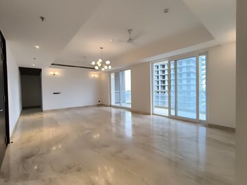 Room in 4 BHK Apartment at Mahindra Luminare, Sector 59 – for Rent