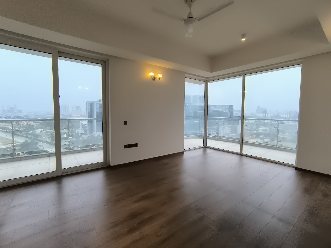 4 BHK + Pooja Room,Study Room 3625 Sq.Ft. Apartment in Mahindra Luminare