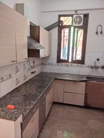 3 BHK Builder Floor For Rent in Shakti Khand Iii