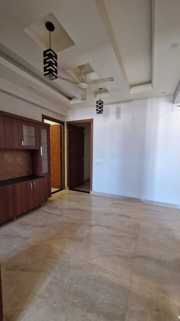Room in 3 BHK Apartment at Capital Heights Niranjanpur, Gms Road – for Rent