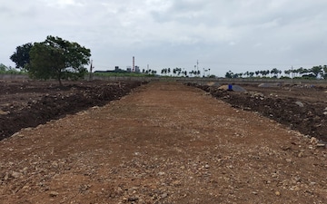 Plot For Sale in Pamarru