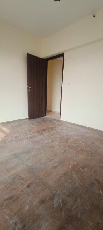 Room in 3 BHK Apartment at Spenta Alta Vista, Chembur – for Rent