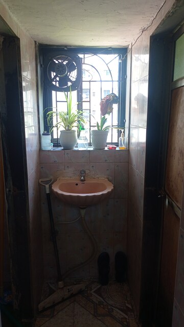 Bathroom in 1 BHK Apartment at Dombivli West – for Rent