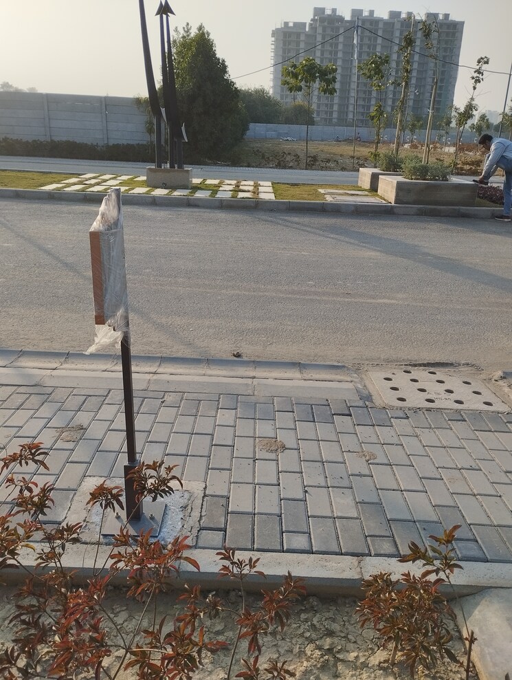 Exterior View, bptp-district-phase-2  146 Sq.Yd. Plot In Sector 84 Faridabad 7964498