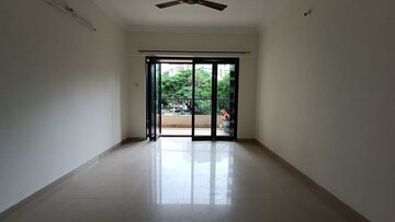 Room in 4 BHK Apartment at Kapil Malhar Apartment, Baner – for Sale