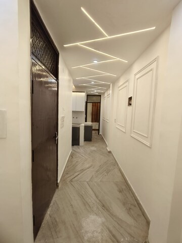 Building Lobby in 2.5 BHK Builder Floor at Uttam Nagar West – for Rent