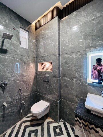 Bathroom in 5 BHK Independent House at Gomti Nagar – for Sale