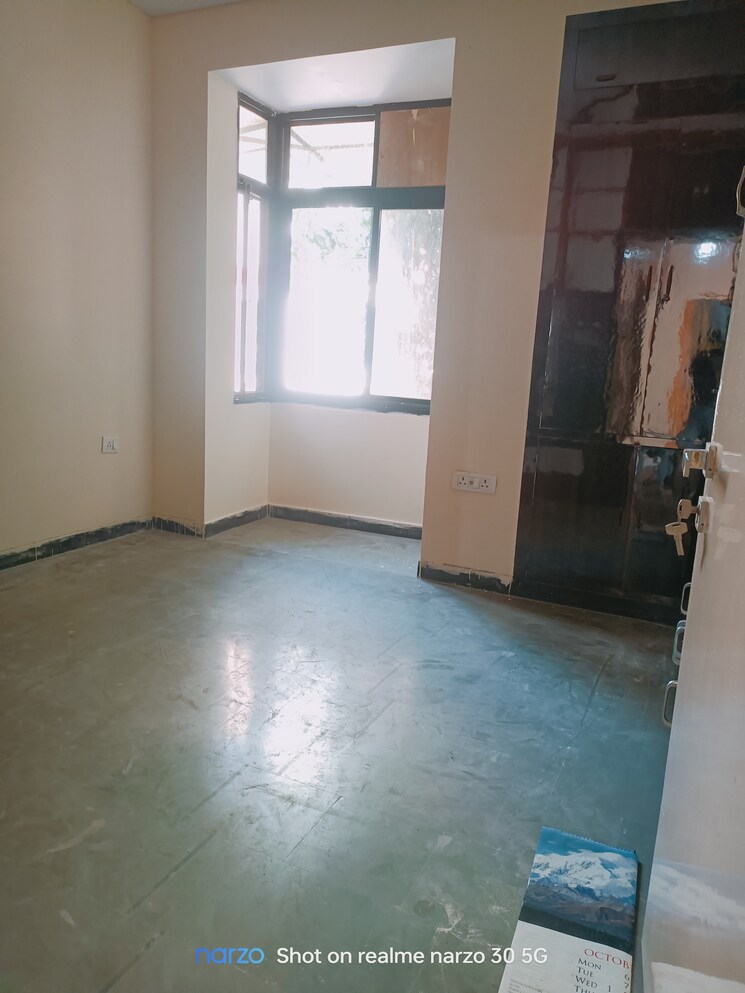 Room, ip extension 3 Bedroom 1250 Sq.Ft. Apartment In Ip Extension Delhi 7964540