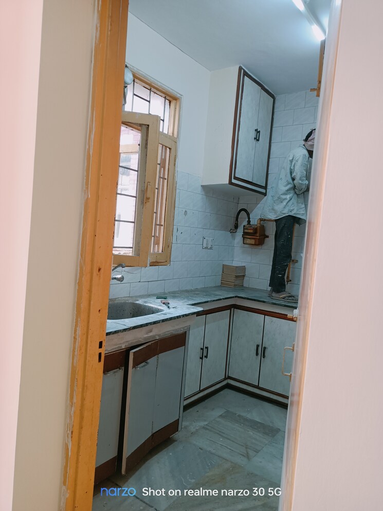 Kitchen, ip extension 3 Bedroom 1250 Sq.Ft. Apartment In Ip Extension Delhi 7964540