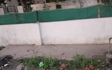 Plot For Sale in Sector 10