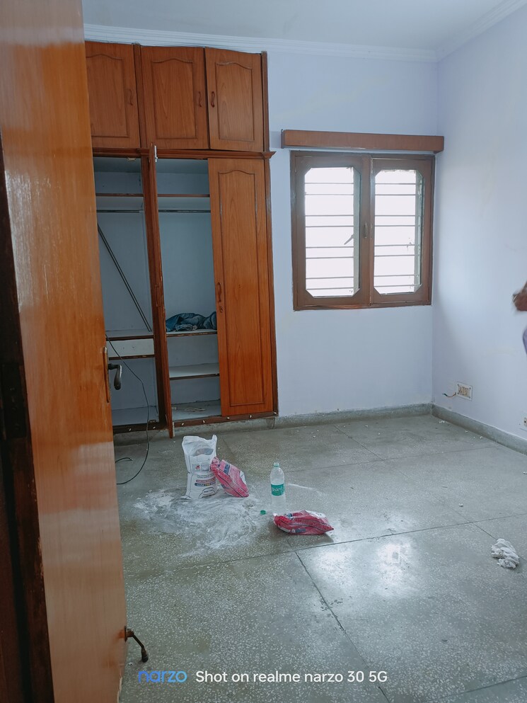 Room, ip extension 3 Bedroom 1250 Sq.Ft. Apartment In Ip Extension Delhi 7964560