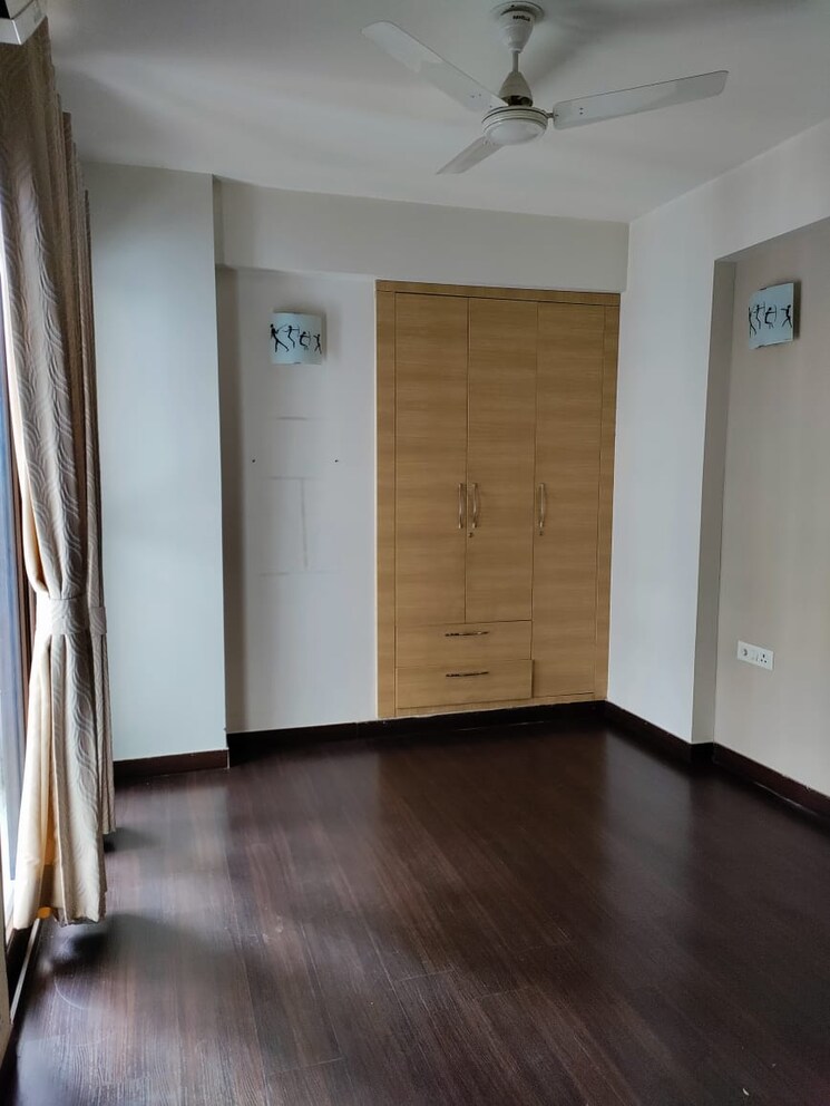 Room, mahagun-maestro 3.5 Bedroom 1750 Sq.Ft. Apartment In Sector 50 Noida 7964589