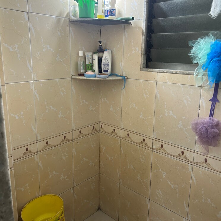 Bathroom, samadhan-chs-ghatkopar 1 Bedroom 450 Sq.Ft. Apartment In Railway Police Colony Mumbai 7964590