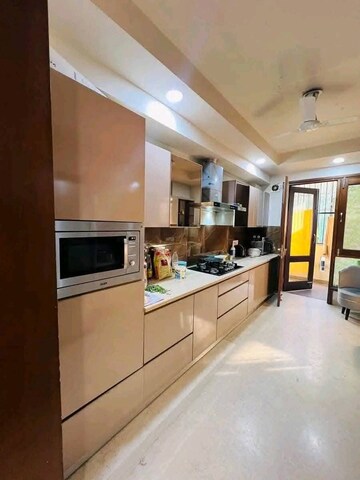 Kitchen in 3 BHK Builder Floor at Ansal Plaza Sector-23, Sector 23 – for Rent