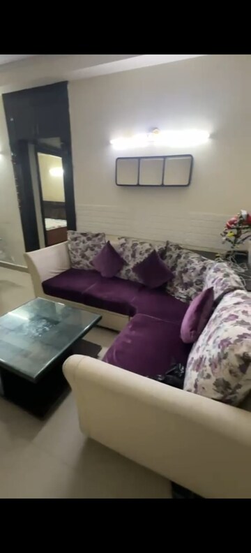 Living Room in 2.5 BHK Apartment at Amrapali Zodiac, Sector 120 – for Rent