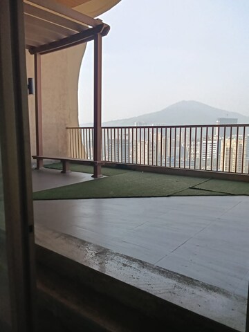 Room in 1 BHK Apartment at Puraniks City Reserva, Ghodbunder Road – for Rent
