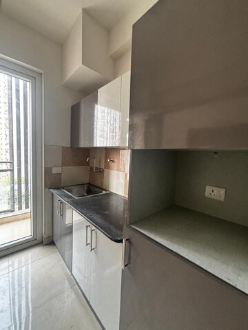 Kitchen in 4 BHK Apartment at Shalimar Belvedere Court, Gomti Nagar – for Rent