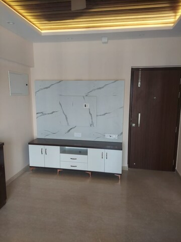 Room in 2 BHK Apartment at Omkar Signet, Malad East – for Rent