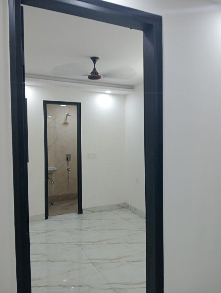 Room, govindpuri 3 Bedroom 900 Sq.Ft. Builder Floor In Govindpuri Delhi 7964702