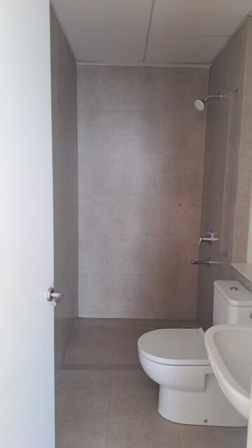 Master Bedroom in 3 BHK Apartment at Tata Serein, Pokhran Road No Two – for Rent