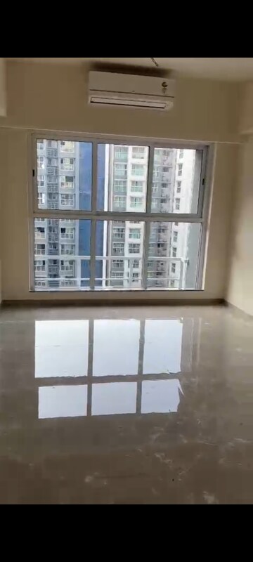Room in 2 BHK Apartment at L&T Emerald Isle, Powai – for Rent