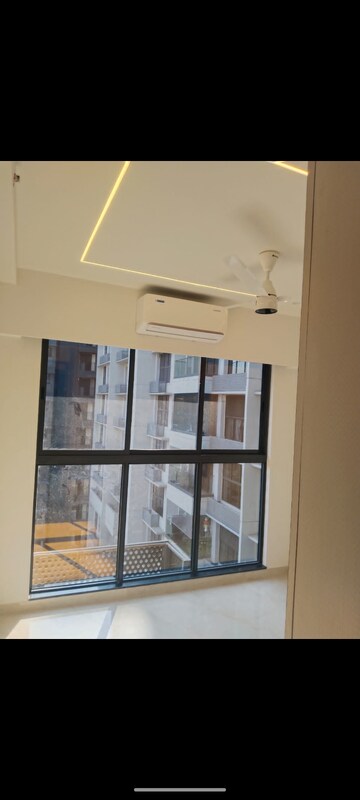 Room in 2 BHK Apartment at L&T Emerald Isle, Powai – for Rent