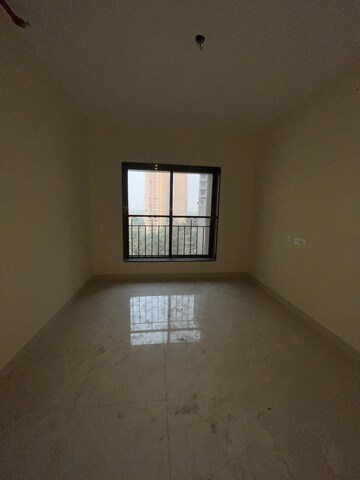 Room in 2 BHK Apartment at Truearth View, Vikhroli East – for Rent