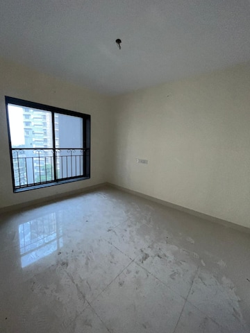 Room in 2 BHK Apartment at Truearth View, Vikhroli East – for Rent