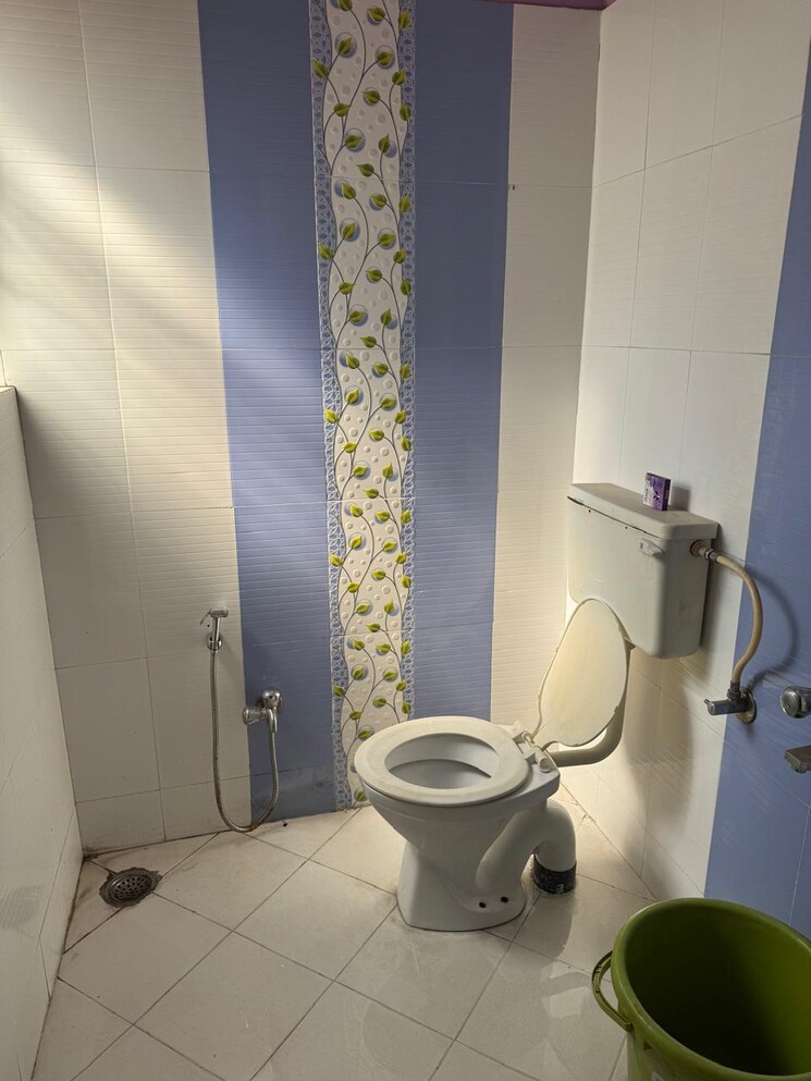 Bathroom, aishwaryam-comfort-gold 2 Bedroom 803 Sq.Ft. Apartment In Akurdi Pune 7964778