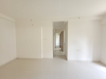 Room in 1 BHK Apartment at Puraniks City Reserva, Ghodbunder Road – for Rent