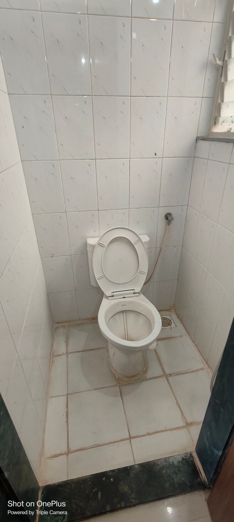 Bathroom, katraj-apartment 1 Bedroom 599 Sq.Ft. Builder Floor In Katraj Pune 7964805