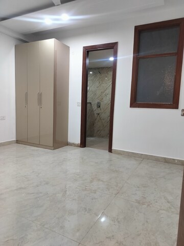 Room in 2 BHK Builder Floor at Palm Residency Chhatarpur, Chattarpur – for Rent