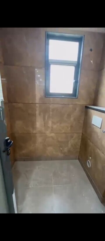 Furnished Amenities in 3 BHK Builder Floor at Vasant Kunj – for Sale
