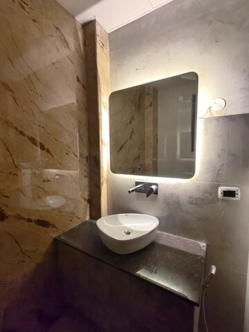 Bathroom in 2 BHK Builder Floor at RWA Residential Society Sector 46, Sector 46 – for Rent