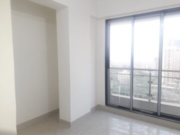 Room in 1 BHK Apartment at Vihang Valley Phase 2, Kasarvadavali – for Rent