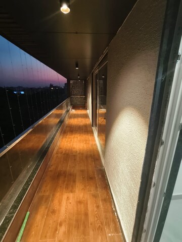 Master Bedroom in 4 BHK Builder Floor at RWA Surya Vihar, Sector 21 – for Rent
