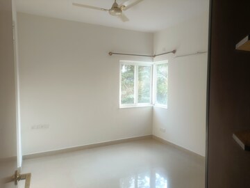 Room in 2 BHK Apartment at Prestige Wellington Park, Jalahalli – for Rent