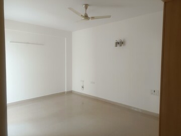 Room in 2 BHK Apartment at Prestige Wellington Park, Jalahalli – for Rent