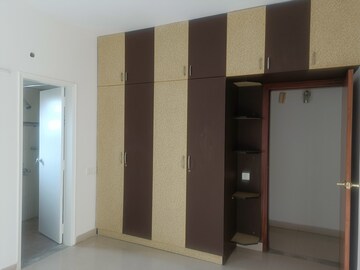Room in 2 BHK Apartment at Prestige Wellington Park, Jalahalli – for Rent