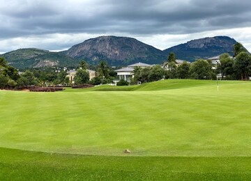 4 BHK Villa – Garden View at Prestige Golfshire, Nandi Hills - for Rent