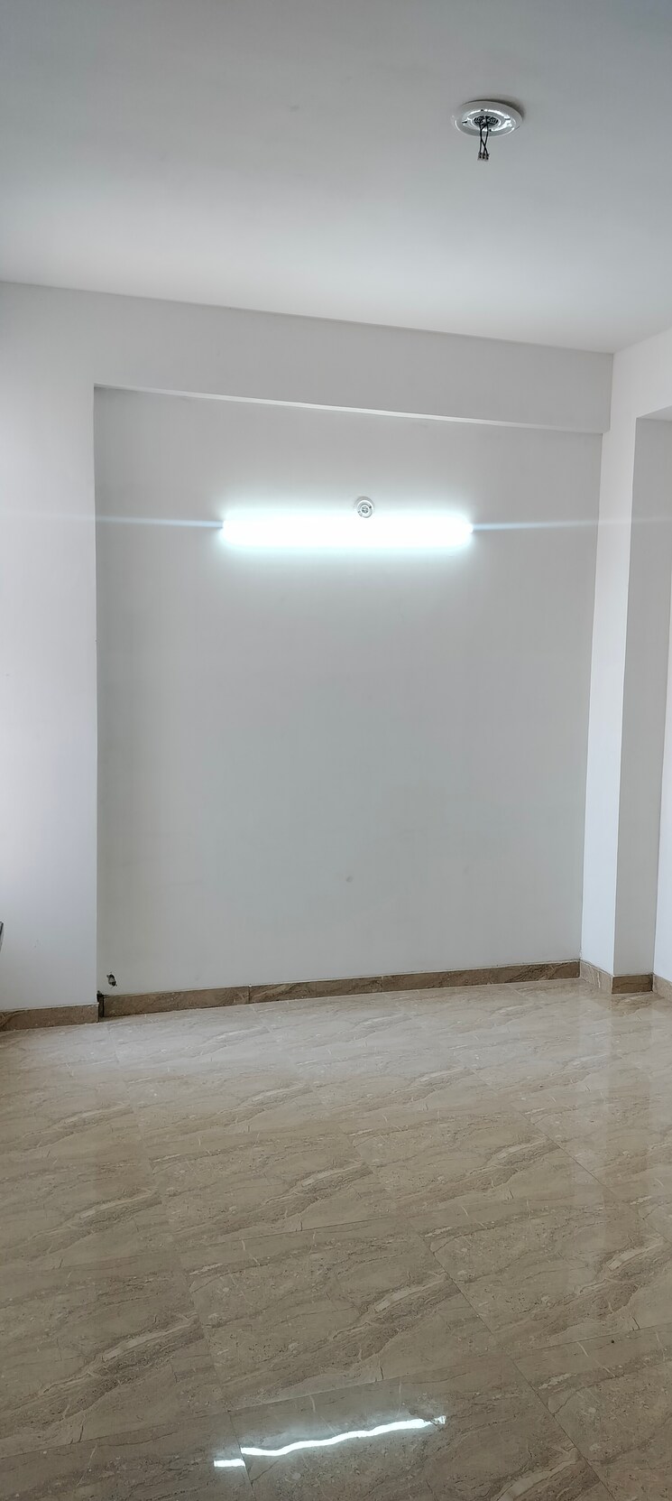 Room, slf-anushree 2.5 Bedroom 1425 Sq.Ft. Apartment In Sector 75 Faridabad 7965021