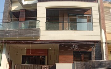 6 BHK Independent House For Sale in Chitrakoot