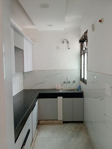 2 BHK Builder Floor For Rent in Govindpuri