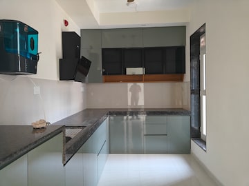 Master Bedroom in 2 BHK Apartment at L&T Seawoods Residences Phase 2, Seawoods – for Rent