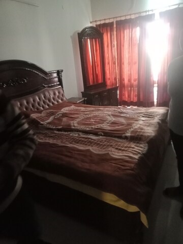 Bedroom in 2 BHK Villa at Aliganj – for Rent