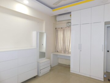 Room in 6 BHK Apartment at Shravanthi Paramount, Hulimavu – for Sale