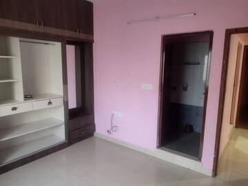 Room in 3 BHK Apartment at Sri Krishna Enclave, Kr Puram – for Sale