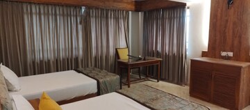 Bedroom in 5 BHK Villa at Dona Paula – for Rent
